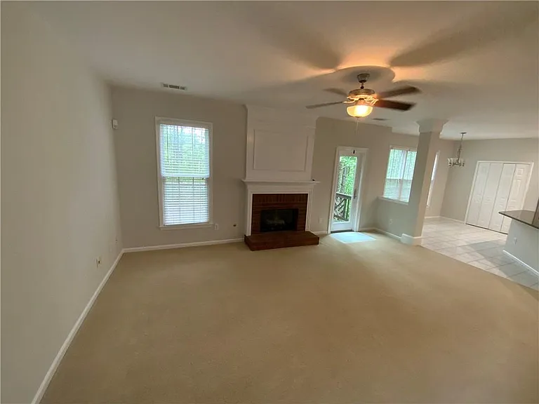 795 Hedgewick Trl — Photo 11