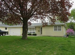 2653 Manor St, Waterloo, IA 50702