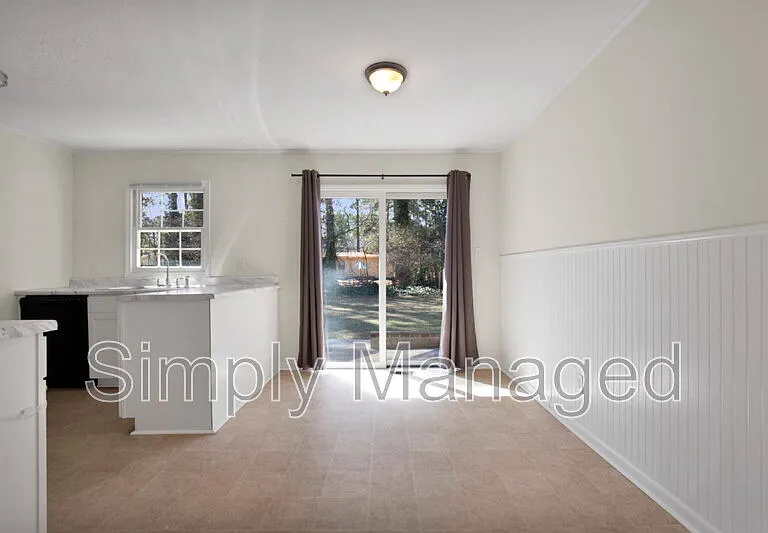 7262 Ryan St — Photo 9