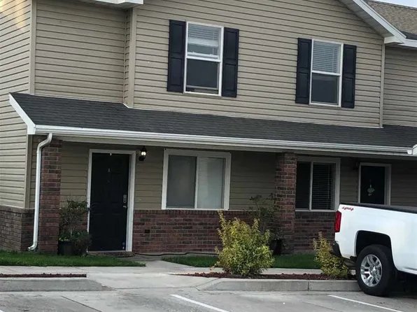 573 Raven Way APT B, Chubbuck, ID 83202