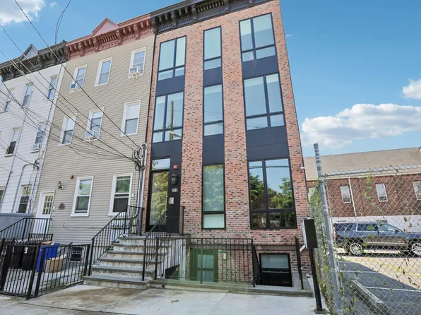 250 Van Horne Street image 26 of 48