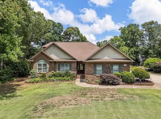 519 Planters Rest Ln, Inman, SC 29349