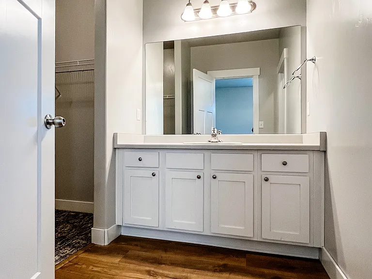 1806 W Newcastle Ln #202 — Photo 3