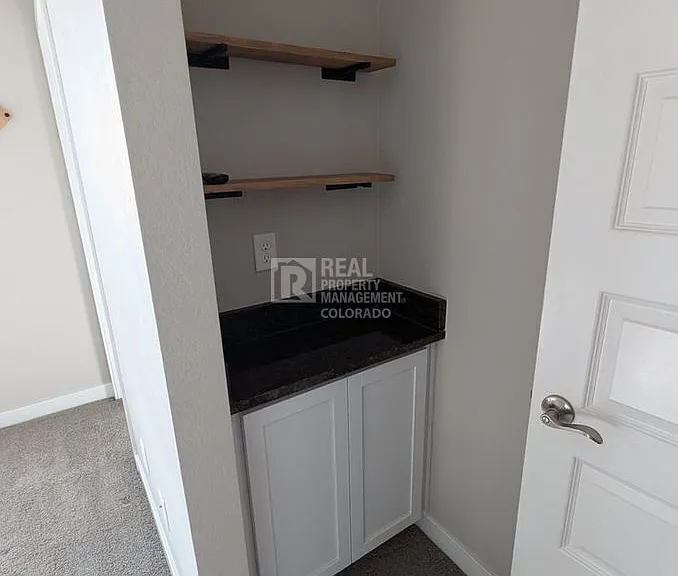 2378 S Troy Ct — Photo 10