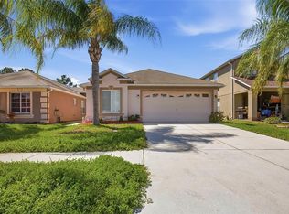 6821 Aramon Ct, Wesley Chapel, FL 33545