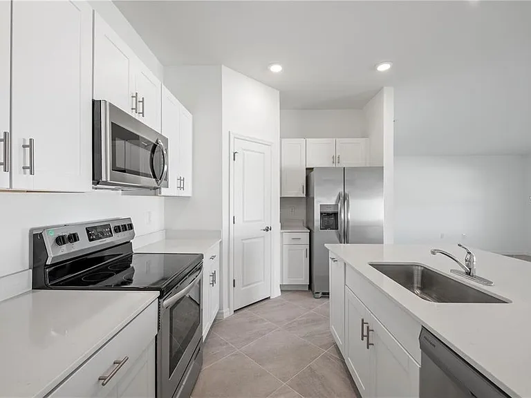 23234 Alaska Ave — Photo 6