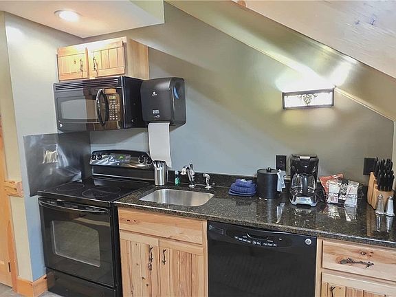 4th image of 2177 Clute Rd #528