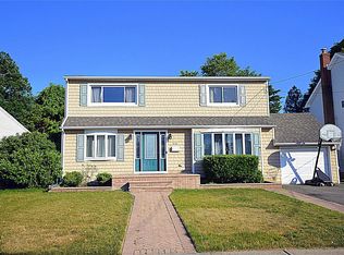 1730 Noble St, East Meadow, NY 11554