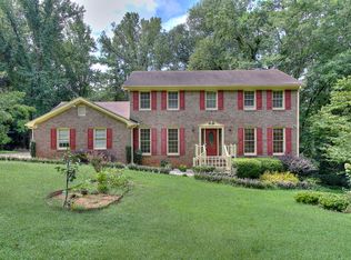 810 John Alden Rd, Stone Mountain, GA 30083