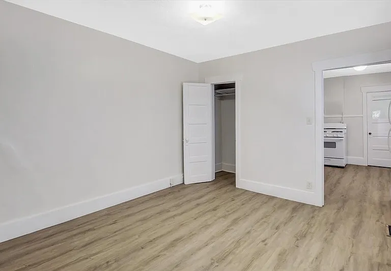 157 W Paxton Ave #1 — Photo 4