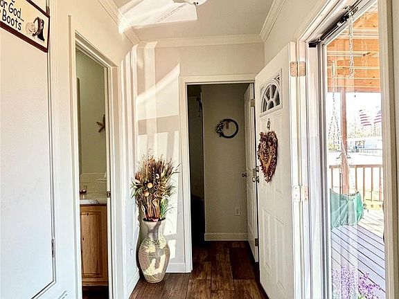 5th image of 269 Apache