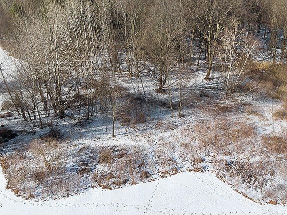 4th image of 12 Hallenbeck Hl
