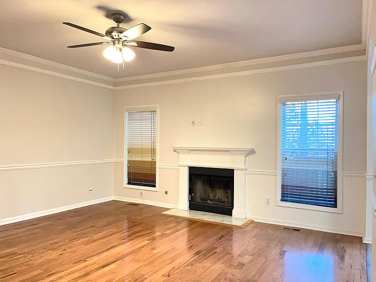 3911 McGuire Way NW — Photo 7