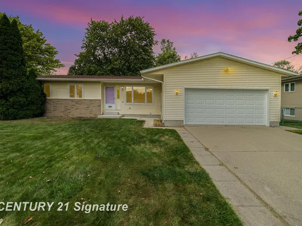 3357 Shane Dr, Bay City, MI 48706