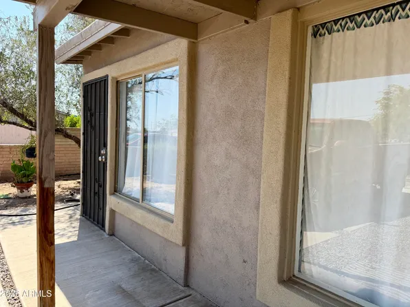 3301 W HOLLY Street, Phoenix, AZ 85009