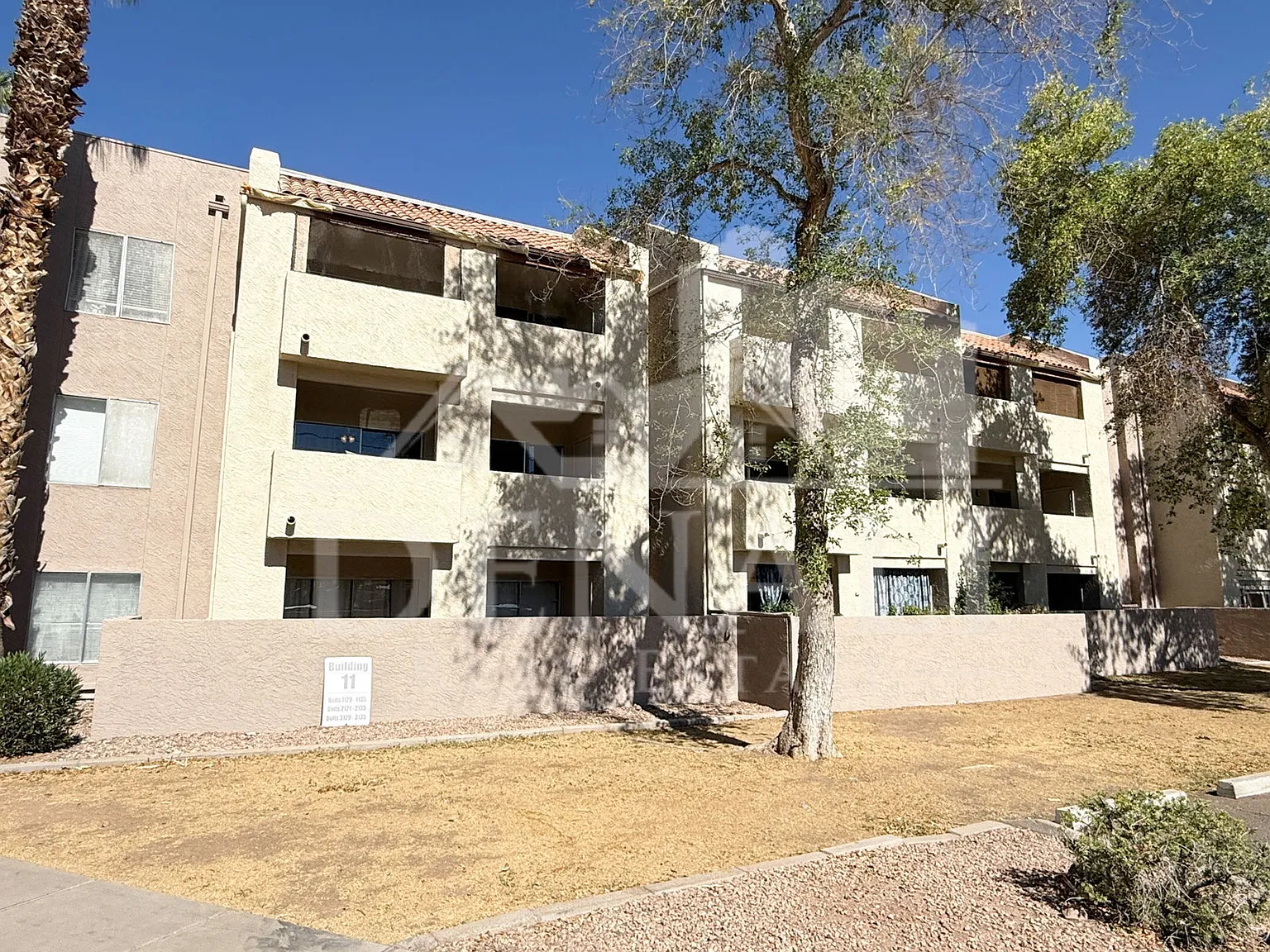 2 bed, 2.0 bath, 988 sqft, $1,595 — Photo 2