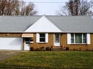 84 Cloverleaf Ave, Lackawanna, NY 14218