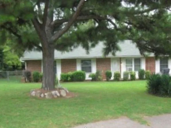 44 Lambert Cir, West Helena, AR 72390