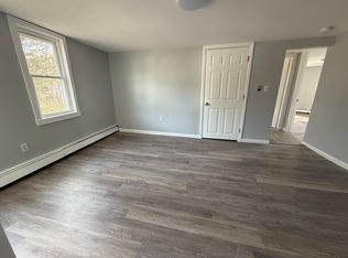 202 Webster St #B, Hudson, NH 03051