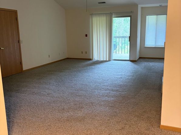 257 Fuller St APT 4