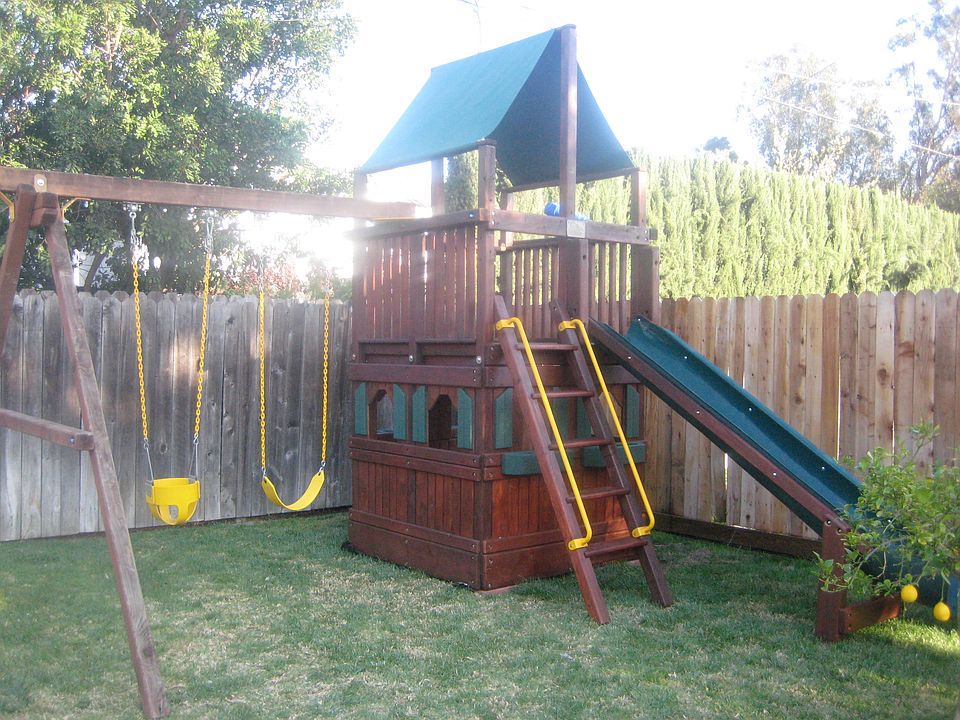 2nd image of 4542 Sylmar Ave