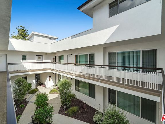 3rd image of 10920 National Blvd APT 7