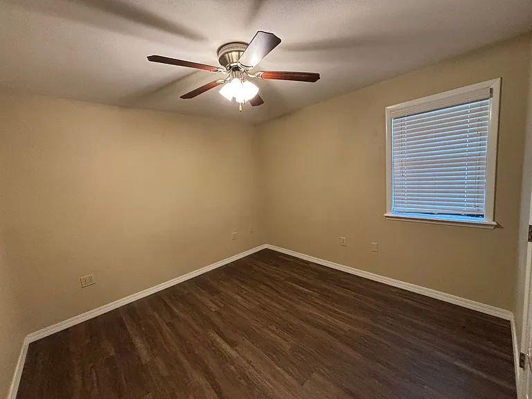 218 E Williamson Way #1-4 — Photo 6