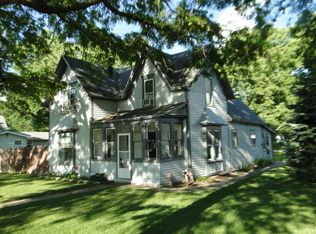 110 N Vine St, Roland, IA 50236