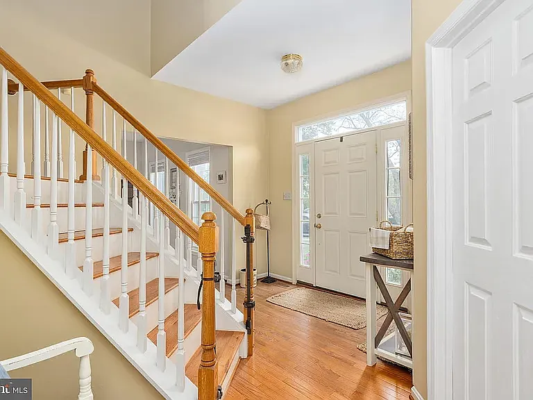 17 Whitestone Dr — Photo 16