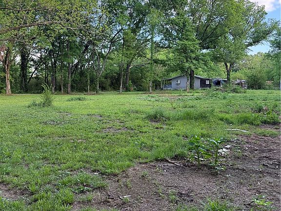 4th image of 406 Mahan Ln #6