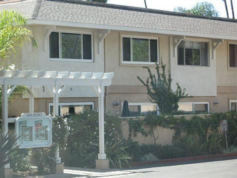 4th image of 3663 San Remo Dr APT 1F