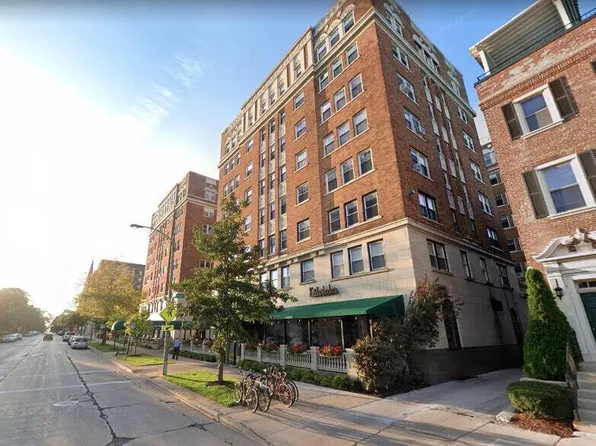 1028 East Juneau AVENUE #802, Milwaukee, WI 53202