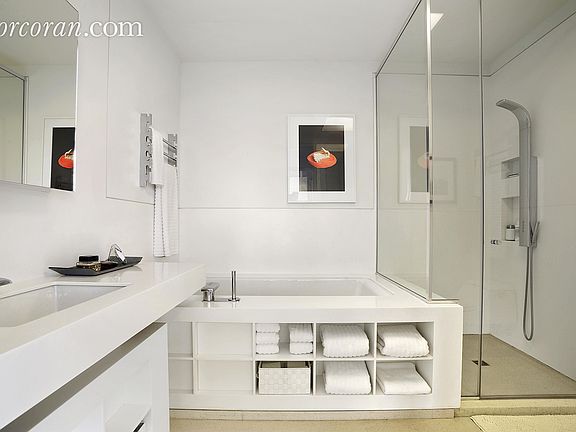 4th image of 100 11th Ave APT 9B