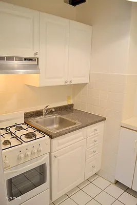 Rented by Corcoran | media 17