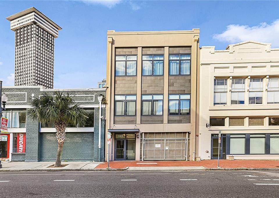 1st image of 749 Baronne St APT 203