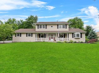 13 Claremont Ln, Suffern, NY 10901