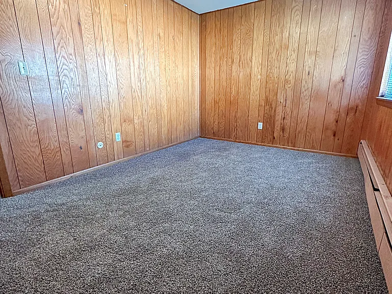 Davern Park Apartments — Photo 33