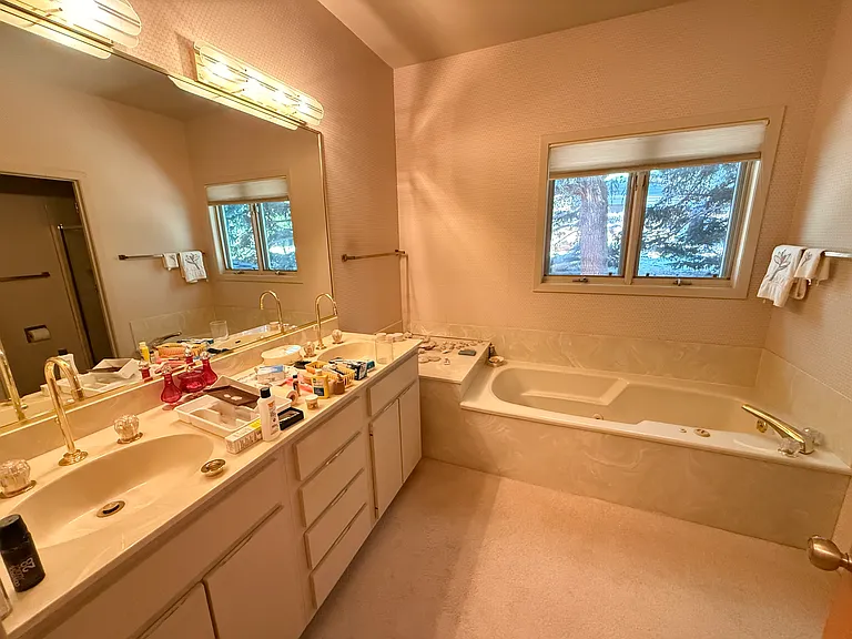 2620 Briarwood Dr — Photo 17