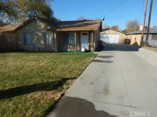 43433 7th St E, Lancaster, CA 93535