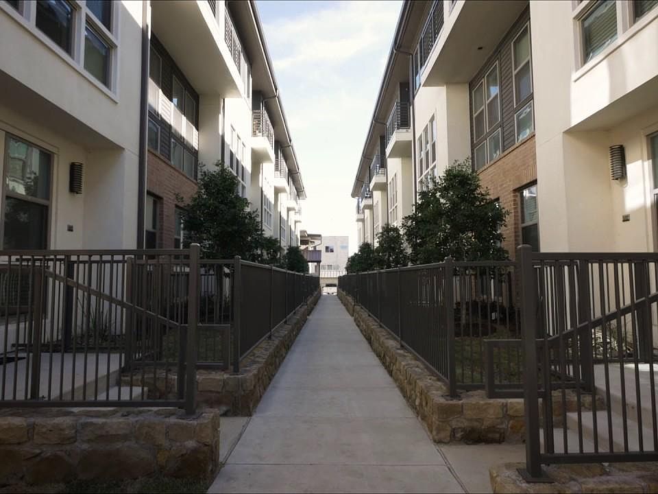 1st image of 2204 N Peak St #5113