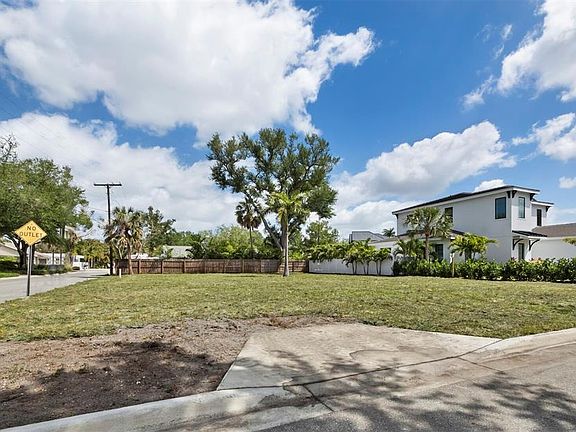 3rd image of 1703 ALTA VISTA STREET LOT 1