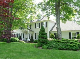 10 Old Tavern Rd, Newtown, CT 06470
