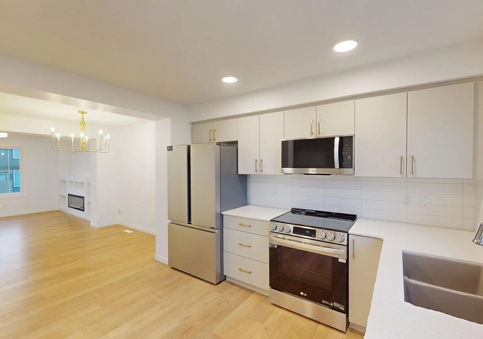 7032 Rosenthal Drive — Photo 2