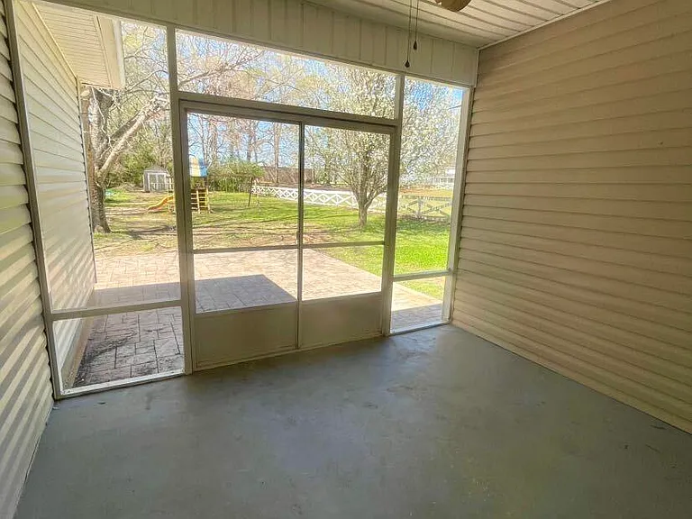 329 Arena Rd — Photo 22