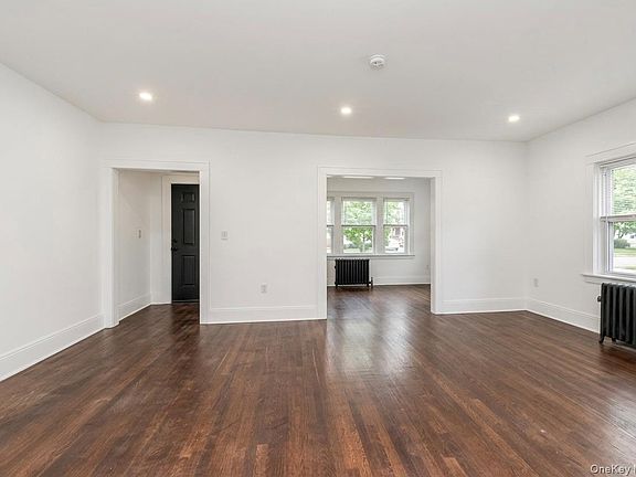 3rd image of 106 Hillside Avenue