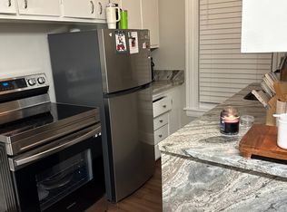 685 Hanover St, Manchester, NH 03104