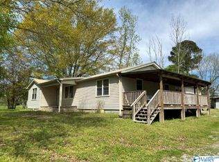 111 Todd Ridge Rd, Albertville, AL 35951