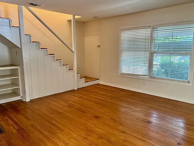 5401 F St — Photo 8