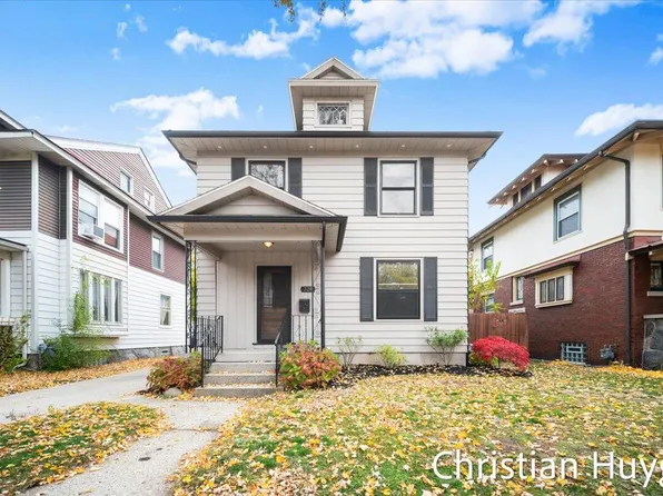 328 Carlton Ave SE, Grand Rapids, MI 49506