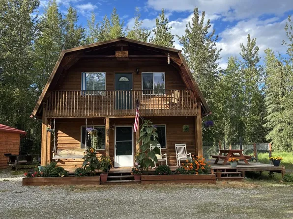 3510 Farrior Dr, North Pole, AK 99705